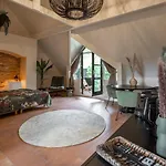 De 14 Sterren Hotel 3*