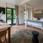 De 14 Sterren 3* Den Burg