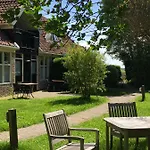 ホテル Bed & Bos De 14 Sterren デン・ブルグ