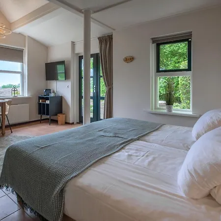 Hotel Bed & Bos De 14 Sterren Den Burg