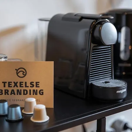 Bed & Bos De 14 Sterren Hotel 3*