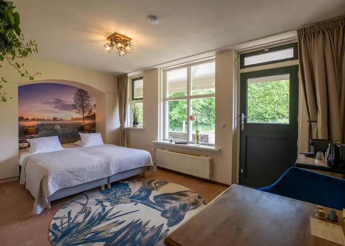 Bed & Bos De 14 Sterren 호텔 3*