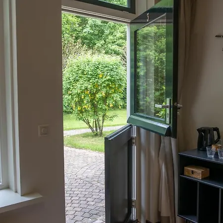 Bed & Bos De 14 Sterren Hotel Den Burg