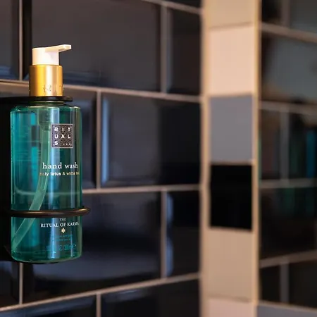 Bed & Bos De 14 Sterren 3* Den Burg