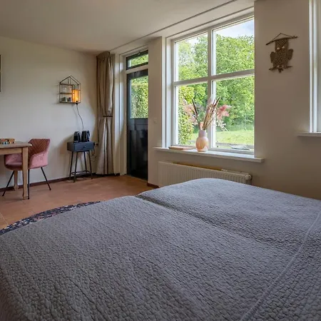 Bed & Bos De 14 Sterren 3* Den Burg